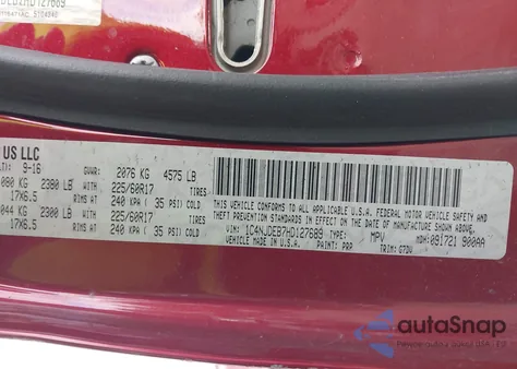 2017 Jeep Compass Latitude 4X4 z USA, uszkodzony, nr VIN 1C4NJDEB7HD127689